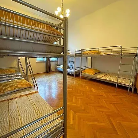Centrum Vandrarhem Pécs
